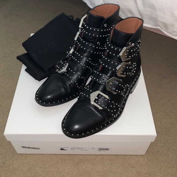 Beautiful Givenchy booties! - Picture 1 of 7